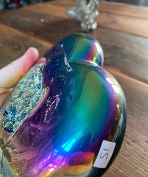 Huge Rainbow Quartz Heart with Stand 15, Aura, Titanium, Cluster, Crystal, Gemstone 1768g – H16xW17xD5cm - Image 6