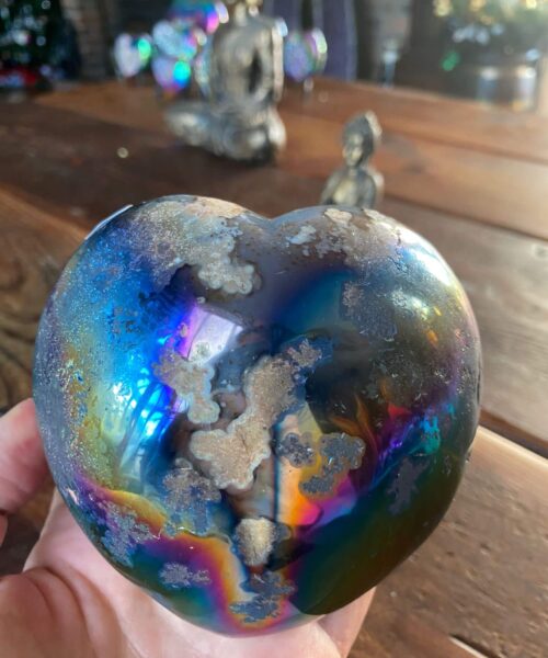 Alternative view of Rainbow Quartz Heart with Stand 17, Aura, Titanium, Cluster, Crystal, Gemstone 620g – H12xW11xD6cm