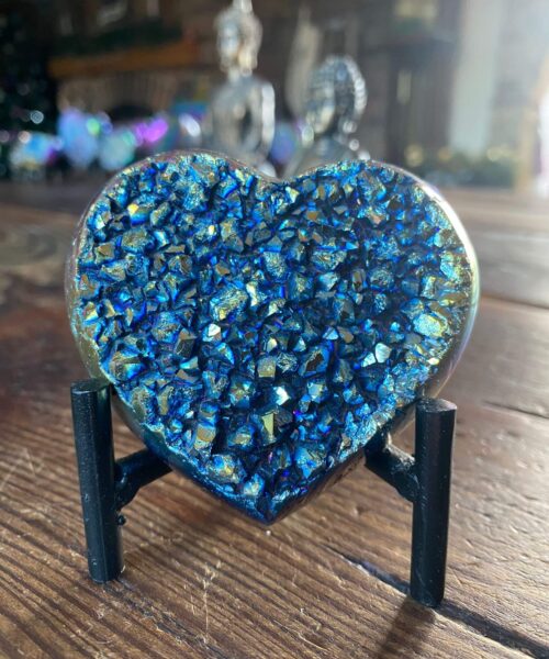 Rainbow Quartz Heart with Stand 19, Aura, Titanium, Cluster, Crystal, Gemstone 294g – H8xW8xD4cm