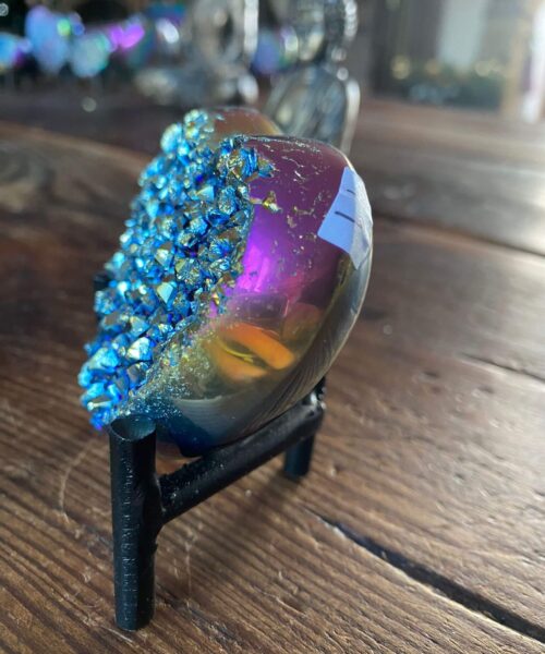 Rainbow Quartz Heart with Stand 19, Aura, Titanium, Cluster, Crystal, Gemstone 294g – H8xW8xD4cm - Image 3