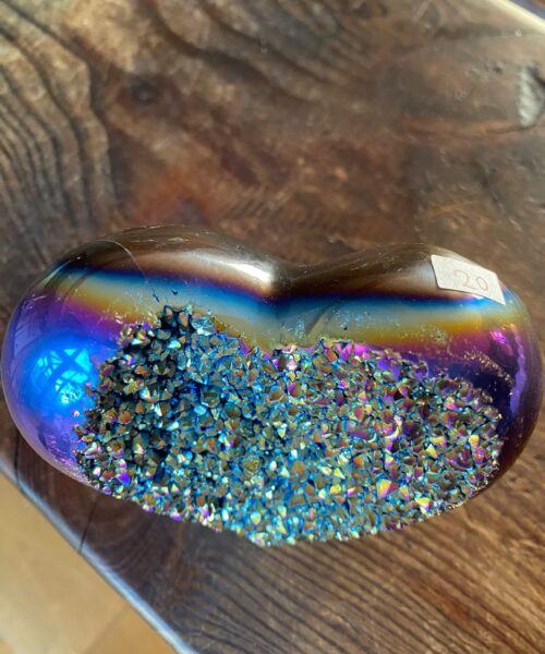 Rainbow Quartz Heart with Stand 20, Aura, Titanium, Cluster, Crystal, Gemstone 514g – H9.5xW10.5xD5cm - Image 10