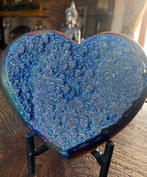 Rainbow Quartz Heart with Stand 22, Aura, Titanium, Cluster, Crystal, Gemstone 728g – H11.5xW13xD4cm