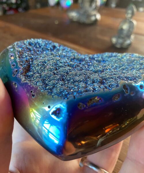 Rainbow Quartz Heart with Stand 22, Aura, Titanium, Cluster, Crystal, Gemstone 728g – H11.5xW13xD4cm - Image 7