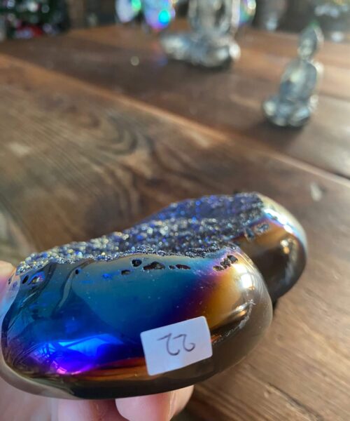 Rainbow Quartz Heart with Stand 22, Aura, Titanium, Cluster, Crystal, Gemstone 728g – H11.5xW13xD4cm - Image 5