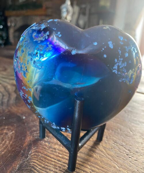Rainbow Quartz Heart with Stand 23, Aura, Titanium, Cluster, Crystal, Gemstone 558g – H12xW10xD4cm - Image 10