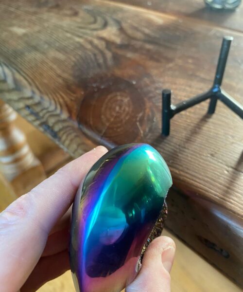 Rainbow Quartz Heart with Stand 24, Aura, Titanium, Cluster, Crystal, Gemstone 354g – H8xW9xD4cm - Image 3
