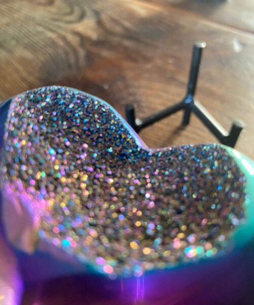 Rainbow Quartz Heart with Stand 24, Aura, Titanium, Cluster, Crystal, Gemstone 354g – H8xW9xD4cm - Image 7