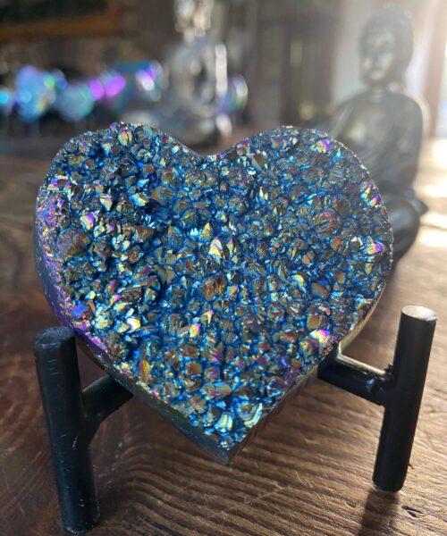 Rainbow Quartz Heart with Stand 29, Aura, Titanium, Cluster, Crystal, Gemstone 238g – H6xW7xD6cm