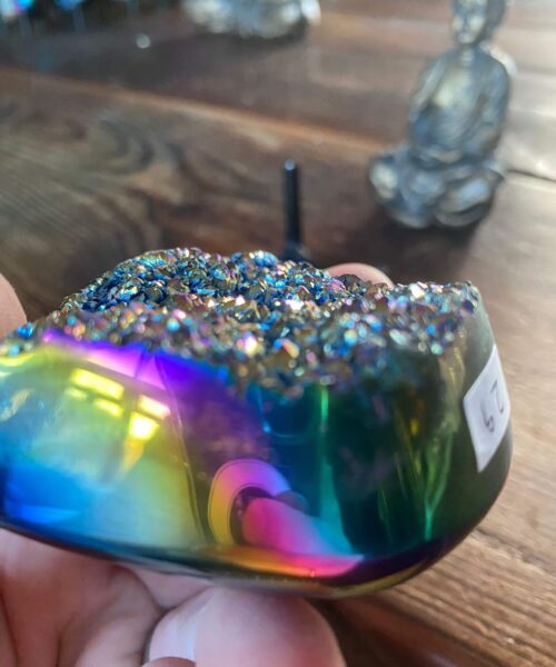 Rainbow Quartz Heart with Stand 29, Aura, Titanium, Cluster, Crystal, Gemstone 238g – H6xW7xD6cm - Image 4