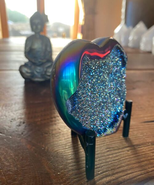 Rainbow Quartz Heart with Stand 30, Aura, Titanium, Cluster, Crystal, Gemstone 270g – H9.5xW9xD3cm - Image 13