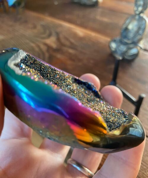 Rainbow Quartz Heart with Stand 30, Aura, Titanium, Cluster, Crystal, Gemstone 270g – H9.5xW9xD3cm - Image 7
