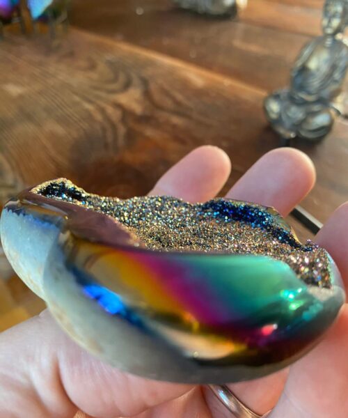 Rainbow Quartz Heart with Stand 30, Aura, Titanium, Cluster, Crystal, Gemstone 270g – H9.5xW9xD3cm - Image 6
