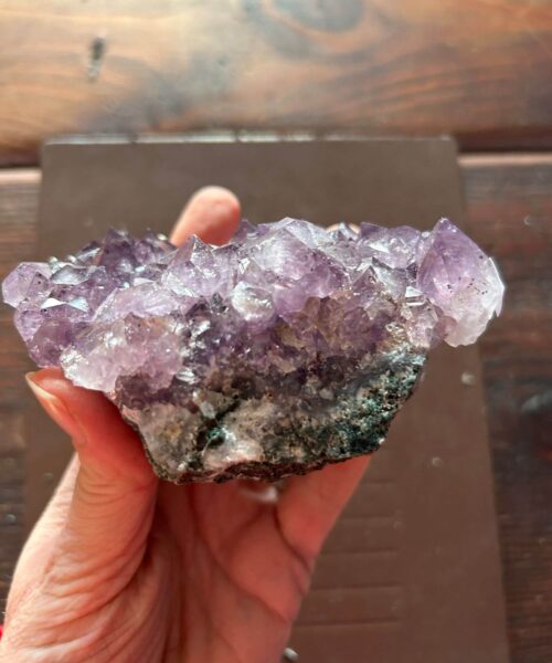 Large Premium High Grade Amethyst Raw Druzy Cluster Piece 27 - 562g L12xW7.5xD6cm - Image 8