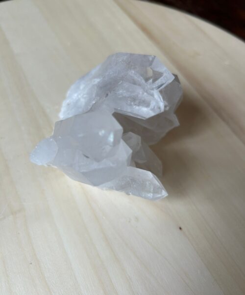 Premium Rare Clear White Rock Crystal Cluster 27 - 420g H7xW10xD7.5cm - Image 7
