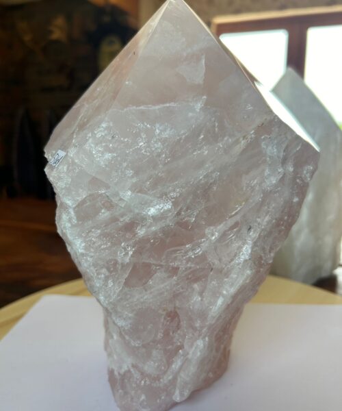 HUGE Extra Large Tall Point 17 Premium Rose Quartz Pink Crystal Quartz 5360g H24xW13xD15cm - Image 3