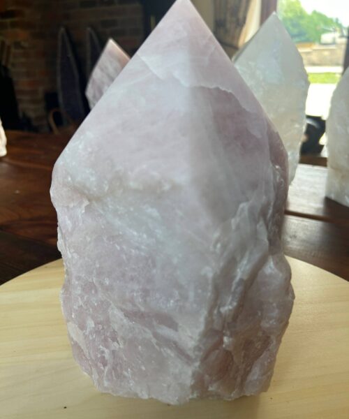HUGE Extra Large Tall Point 19 Premium Rose Quartz Pink Crystal Quartz 5488g H23xW12xD15cm - Image 3