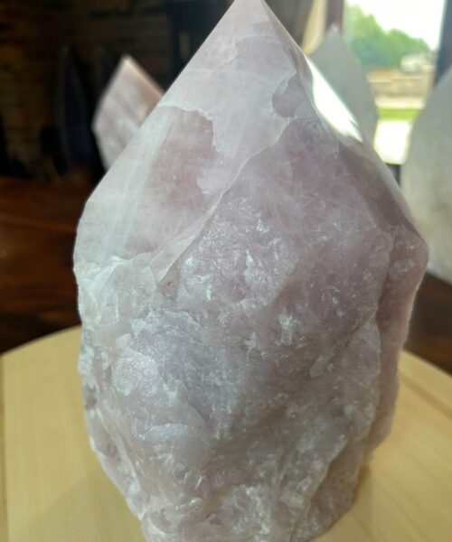 HUGE Extra Large Tall Point 19 Premium Rose Quartz Pink Crystal Quartz 5488g H23xW12xD15cm - Image 4