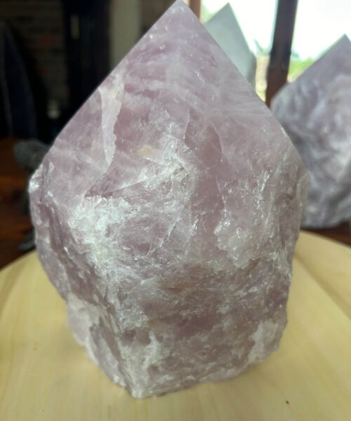 HUGE Extra Large Tall Point 18 Premium Rose Quartz Pink Crystal Quartz 5735g H19xW15xD16cm - Image 4