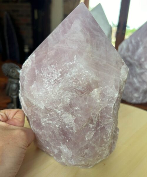 HUGE Extra Large Tall Point 18 Premium Rose Quartz Pink Crystal Quartz 5735g H19xW15xD16cm - Image 5