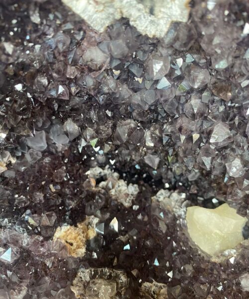 Amethyst Crystal Geode 949 Premium Queen Grade 12.74kg H35xW24xD18cm - Image 11