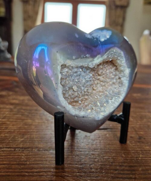 Agate Angel Aura Heart on Stand 20, Aura, Titanium, Cluster, Crystal, Gemstone 471g – H9xW11xD5.5cm - Image 3