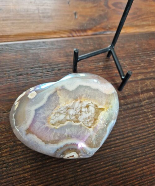 Agate Angel Aura Heart on Stand 21, Aura, Titanium, Cluster, Crystal, Gemstone 757g – H10xW12.5xD7cm - Image 5