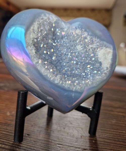 Agate Angel Aura Heart on Stand 23, Aura, Titanium, Cluster, Crystal, Gemstone 448g – H9xW9XD6cm - Image 3