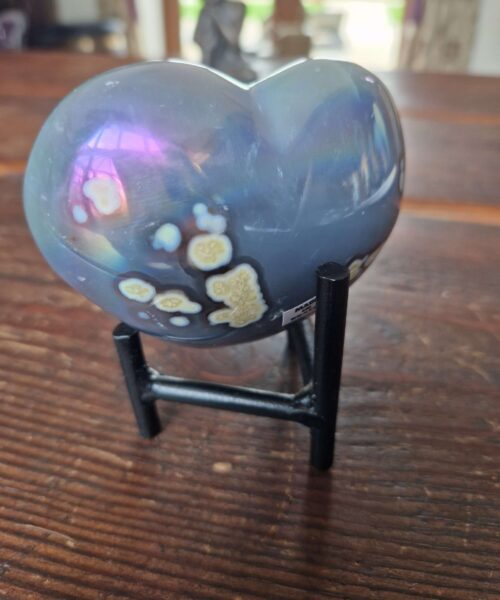 Agate Angel Aura Heart on Stand 23, Aura, Titanium, Cluster, Crystal, Gemstone 448g – H9xW9XD6cm - Image 9