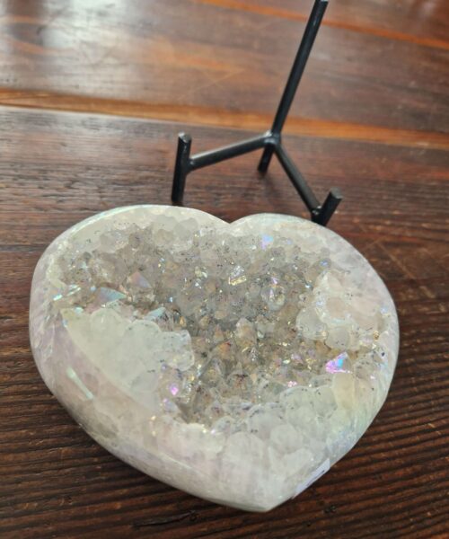 Agate Angel Aura Heart on Stand 25, Aura, Titanium, Cluster, Crystal, Gemstone 806g – H11xW13.5xD7cm - Image 5