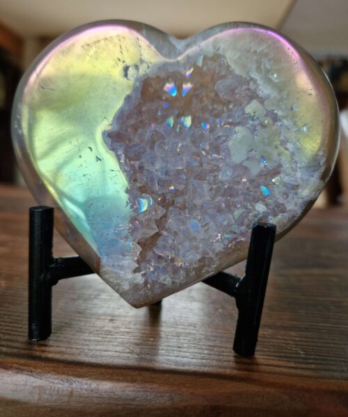 Agate Angel Aura Heart on Stand 27, Aura, Titanium, Cluster, Crystal, Gemstone 419g – H9xW10.5xD5.5cm