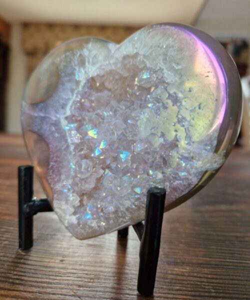Agate Angel Aura Heart on Stand 27, Aura, Titanium, Cluster, Crystal, Gemstone 419g – H9xW10.5xD5.5cm - Image 3