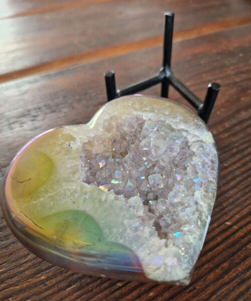 Agate Angel Aura Heart on Stand 27, Aura, Titanium, Cluster, Crystal, Gemstone 419g – H9xW10.5xD5.5cm - Image 7