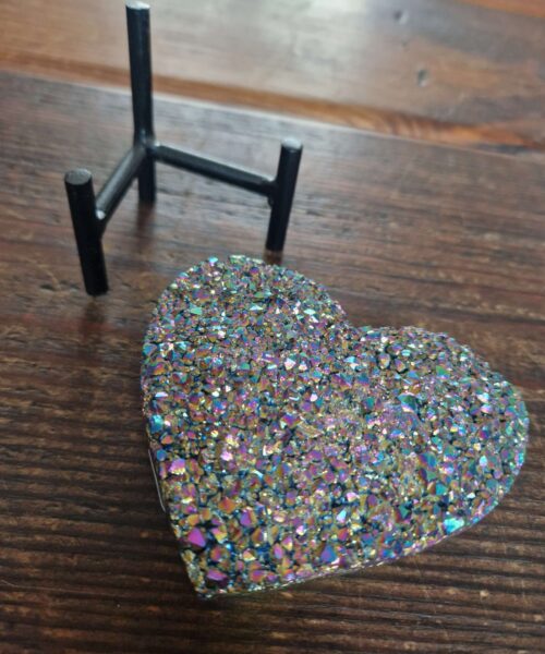 Rainbow Quartz Heart with Stand 34, Aura, Titanium, Cluster, Crystal, Gemstone 303g – H8.5xW9.5xW6.5cm - Image 6
