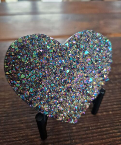Rainbow Quartz Heart with Stand 34, Aura, Titanium, Cluster, Crystal, Gemstone 303g – H8.5xW9.5xW6.5cm - Image 8