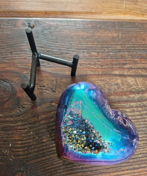 Rainbow Quartz Heart with Stand 38 Aura, Titanium, Cluster, Crystal, Gemstone 448g – H8xW10xD6.5cm - Image 7