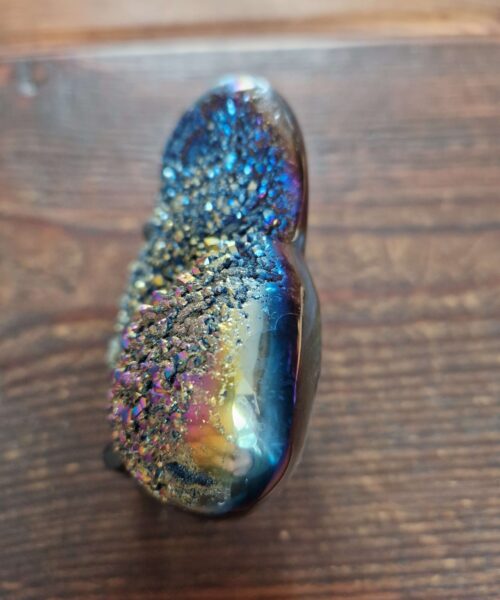 Rainbow Quartz Heart with Stand 40 Aura, Titanium, Cluster, Crystal, Gemstone 281g – H8xW9xD6cm - Image 10