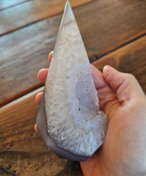 Premium Agate Conic Point 1 Tower Prism - 415g H13xW6.5xD6.5cm - Image 6