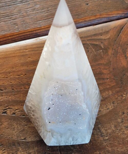 Premium Agate Conic Point 1 Tower Prism - 415g H13xW6.5xD6.5cm - Image 8