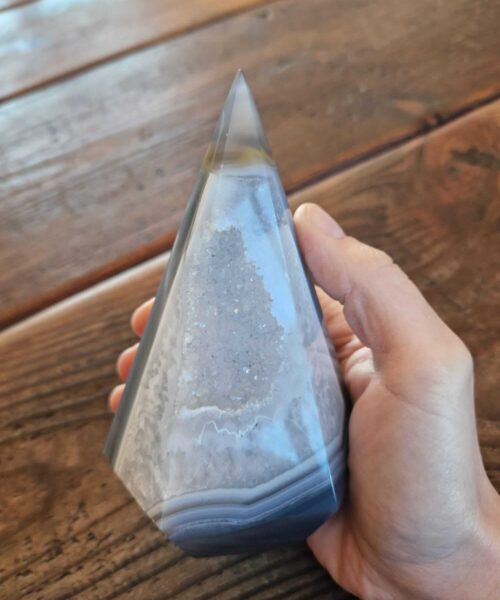 Premium Agate Conic Point 3 Tower Prism - 639g H14xW9xD7.5cm - Image 5