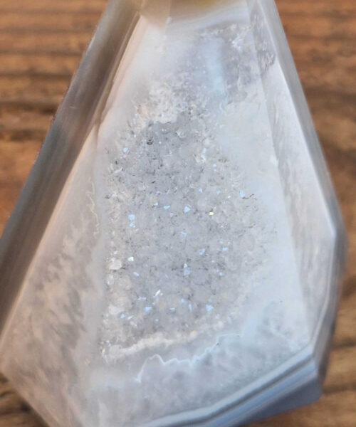 Premium Agate Conic Point 3 Tower Prism - 639g H14xW9xD7.5cm - Image 9