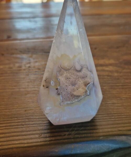 Premium Agate Conic Point 8 Tower Prism - 263g H11xW6.5xD5cm - Image 10