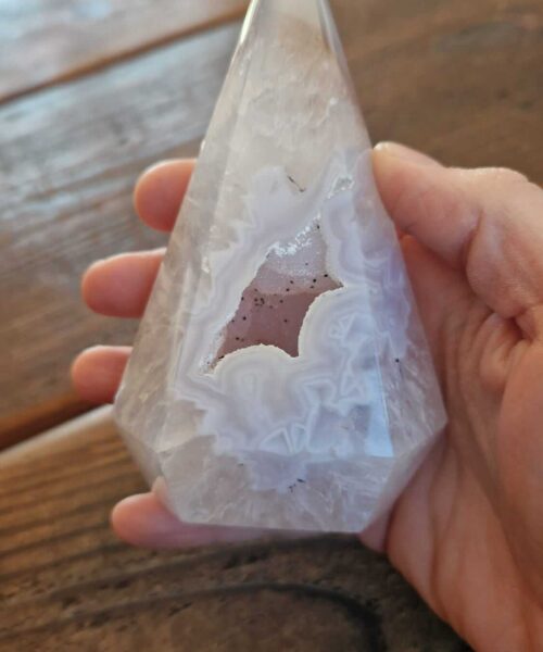 Premium Agate Conic Point 9 Tower Prism - 334g H12xW7xD5.5cm - Image 6