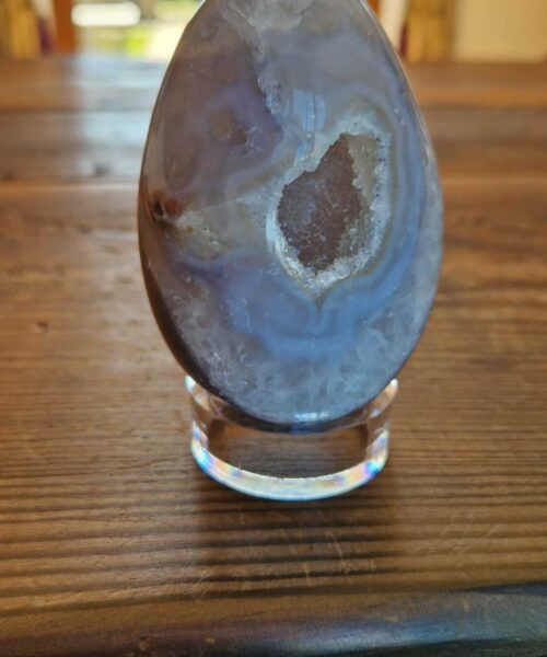 Large Premium Egg 1 High Grade Agate Crystal Geode Aura Egg on Stand 439g - H10xW6xD5.5cm - Image 3