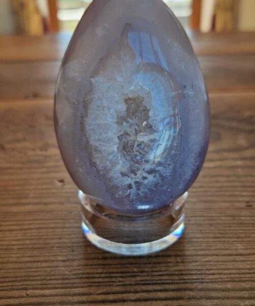 Large Premium Egg 3 High Grade Agate Crystal Geode Aura Egg on Stand 399g - H9xW6xD5cm