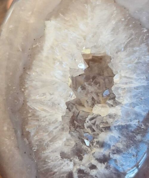 Large Premium Egg 3 High Grade Agate Crystal Geode Aura Egg on Stand 399g - H9xW6xD5cm - Image 8