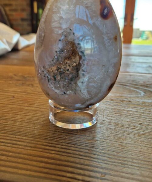Large Premium Egg 4 High Grade Agate Crystal Geode Aura Egg on Stand 650g - H12xW7xD6cm - Image 3