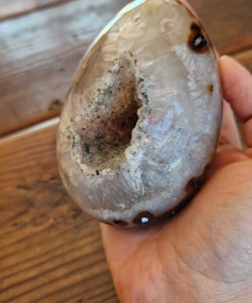 Large Premium Egg 4 High Grade Agate Crystal Geode Aura Egg on Stand 650g - H12xW7xD6cm - Image 6