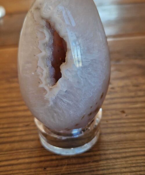 Large Premium Egg 5 High Grade Agate Crystal Geode Aura Egg on Stand 317g - H9.5xW5xD4.5cm - Image 8