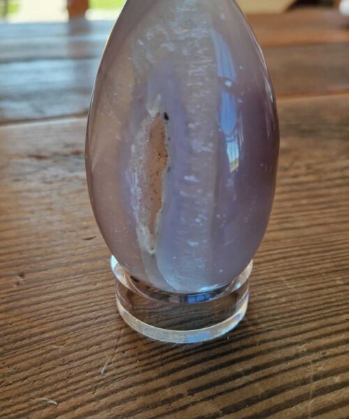 Large Premium Egg 6 High Grade Agate Crystal Geode Aura Egg on Stand 364g - H10xW5.5xD4.5cm - Image 3