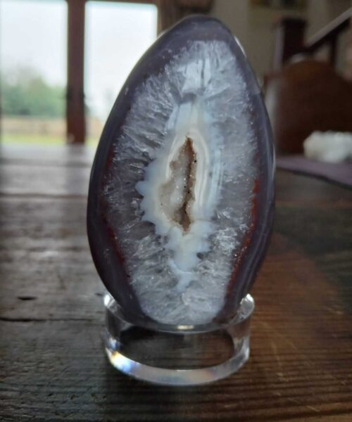 Large Premium Egg 7 High Grade Agate Crystal Geode Aura Egg on Stand 308g - H9xW5xD4.5cm - Image 4
